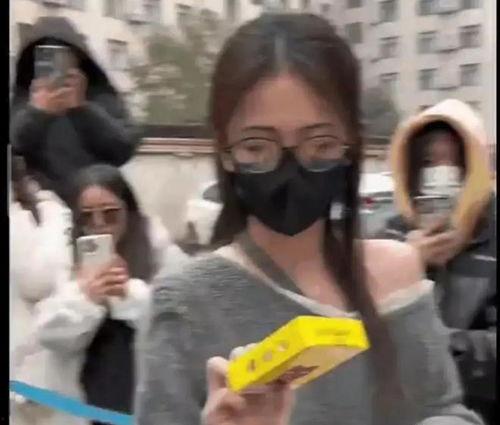 娱乐直播吃瓜爆料视频,直播吃瓜爆料，带你直击幕后真相